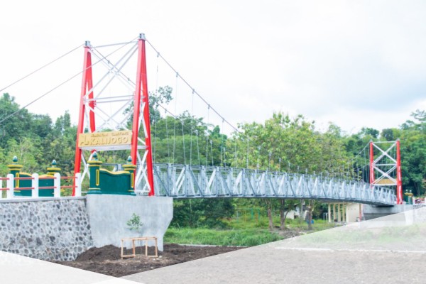 jembatan gantung