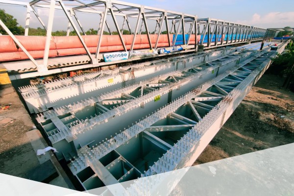 jembatan steel box